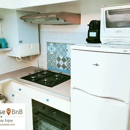 Capitole Remusat - Comfortable Attic Flat, City Heart, Charming And Quiet
