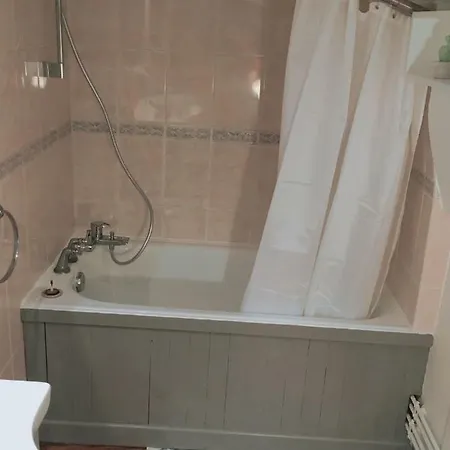 Capitole Remusat - Comfortable Attic Flat, City Heart, Charming And Quiet *